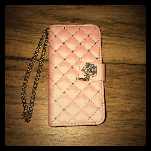 Design Your Dream Handbags - NWOB IPhone 5 Wristlet/Wallet/Case